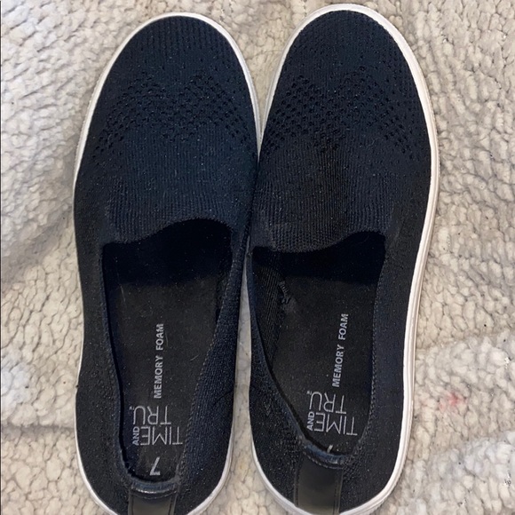Time and Tru Shoes - Black memory foam slip ons